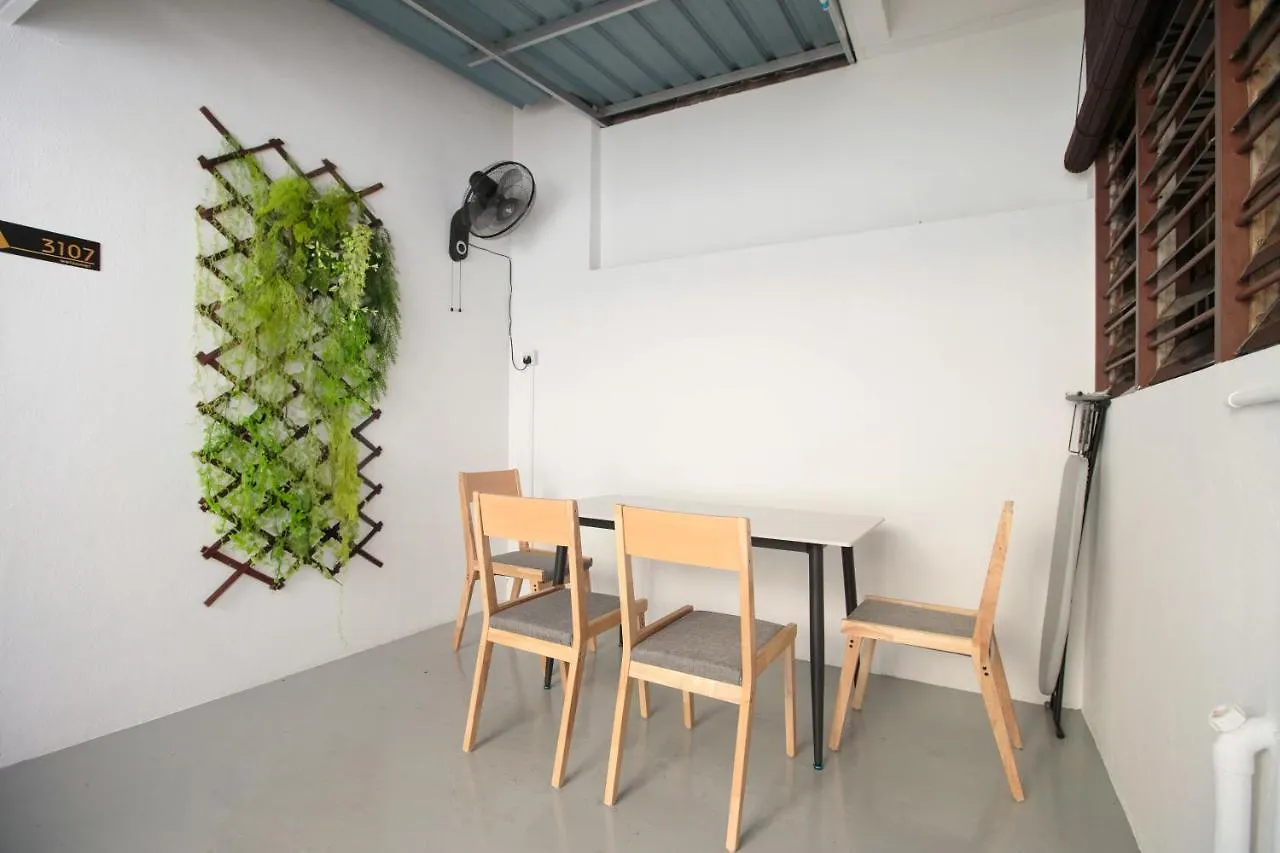Brown Mansion Coliving Apartment George Town Homestay
